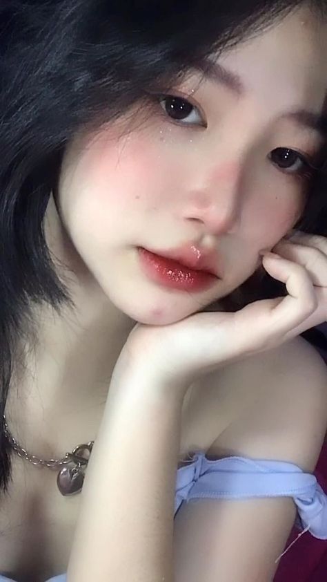 韓國(guó)愛(ài)情片大片視頻