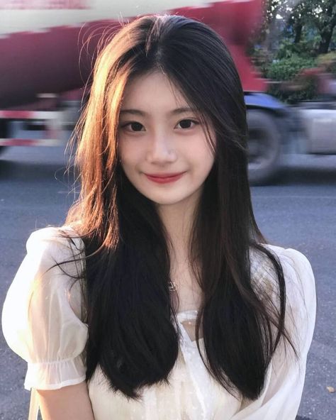 絲襪美女辦公室床親吻視頻