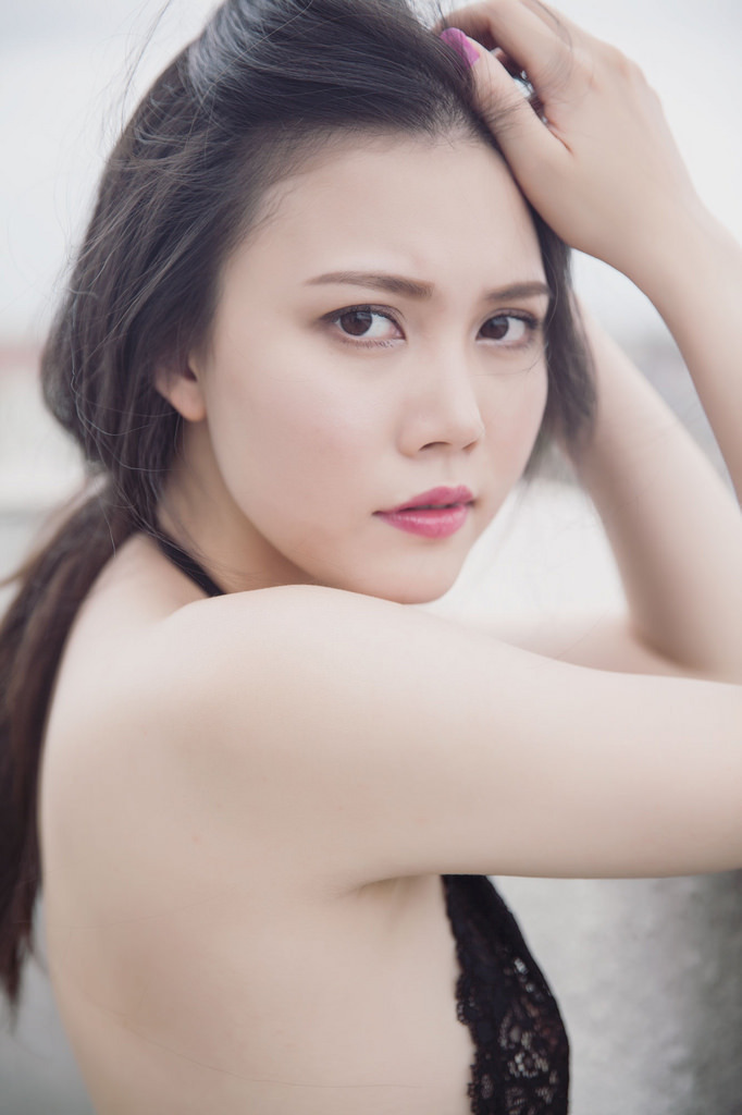 一個(gè)人在線免費(fèi)觀看www