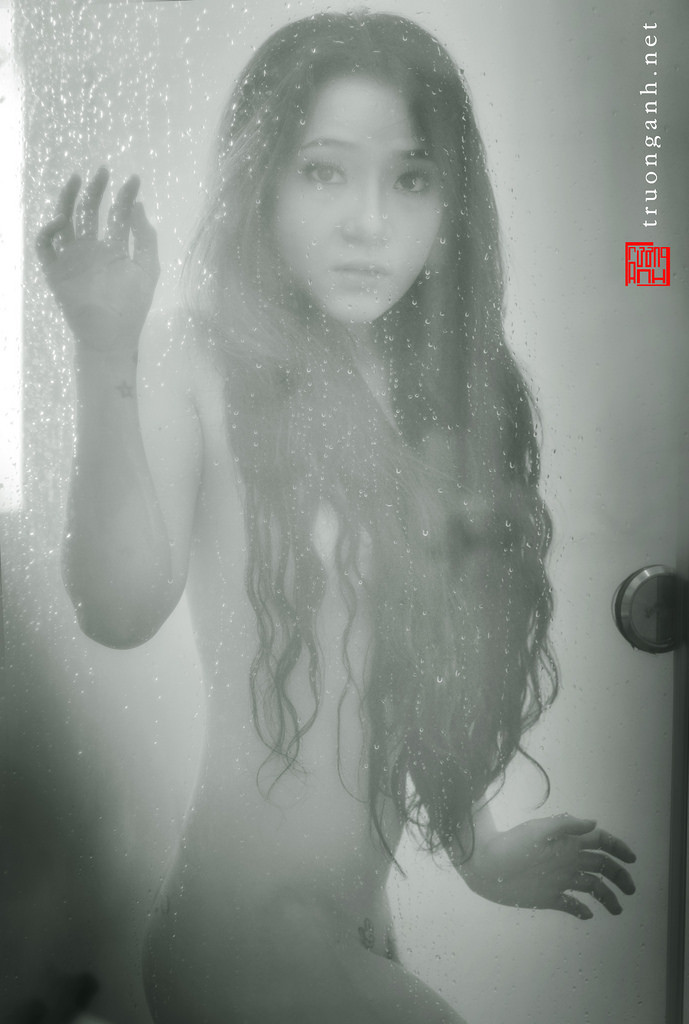免費(fèi)觀看已滿(mǎn)十八歲電視劇圣姐