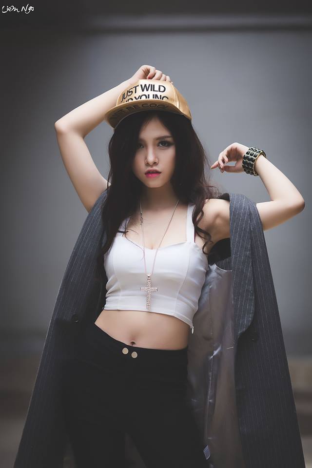 國產(chǎn)chinese男男g(shù)ay免費(fèi)視頻