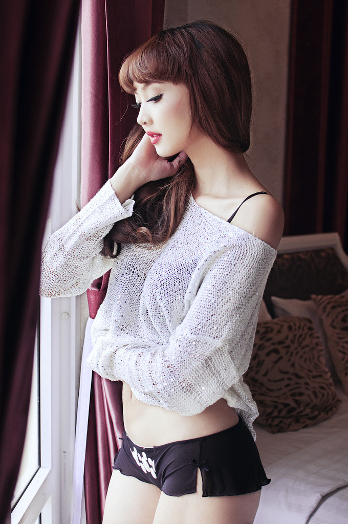 美女電影av