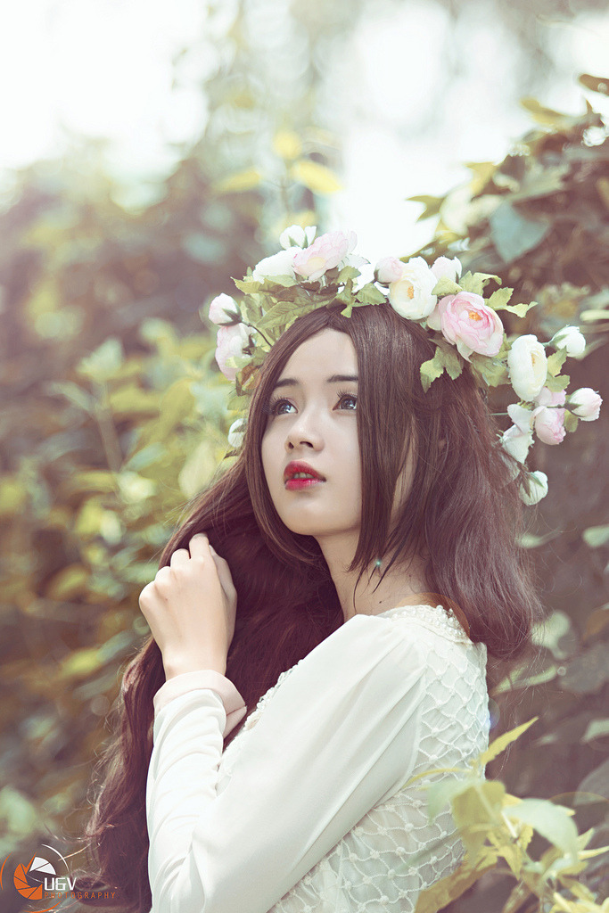 女仆把臀部扒開請主人責打