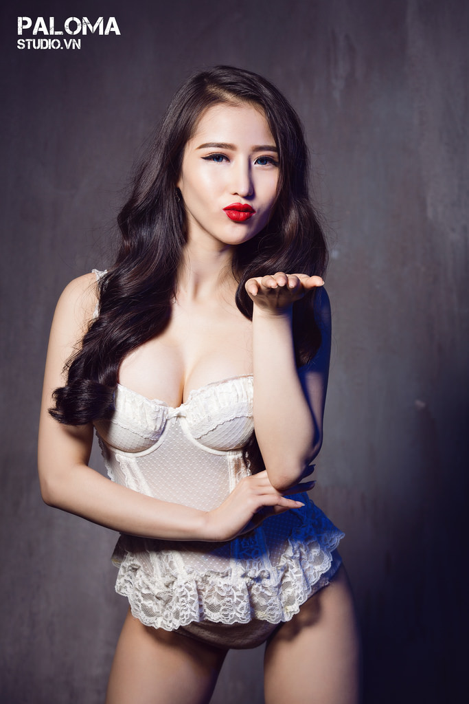 美麗姑娘國(guó)語(yǔ)版免費(fèi)觀看劇情