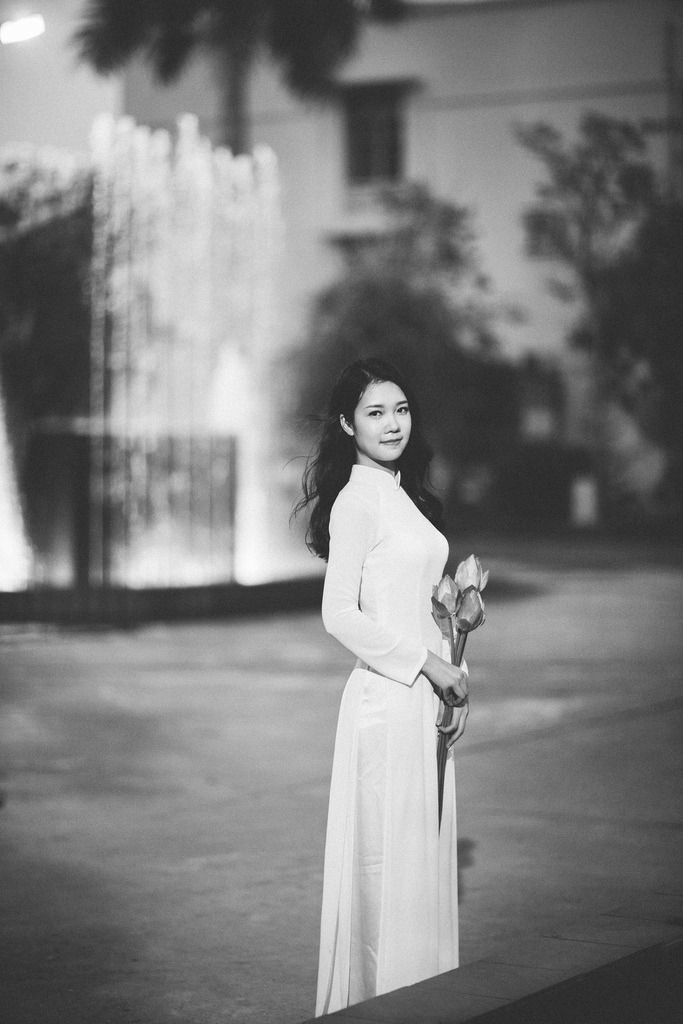 女大學(xué)生