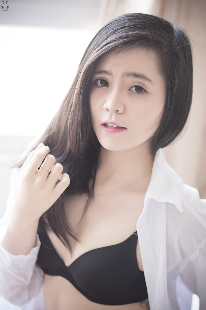 警花嬌妻被灌滿h文