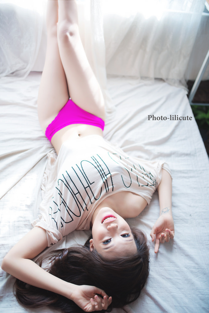女溝廁偷窺piss小便