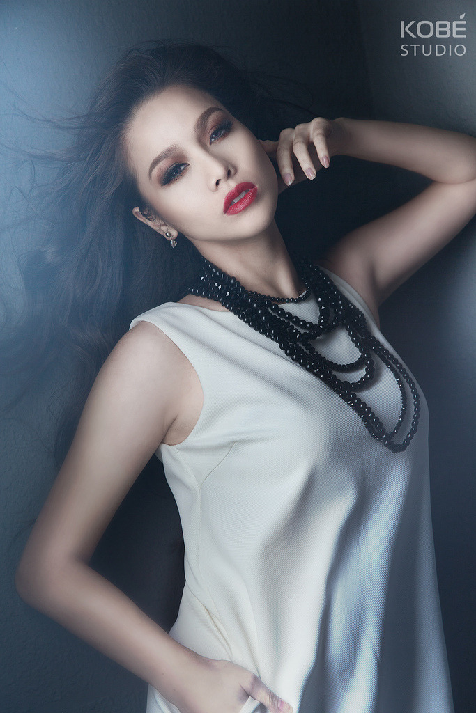 亞洲美女偷拍