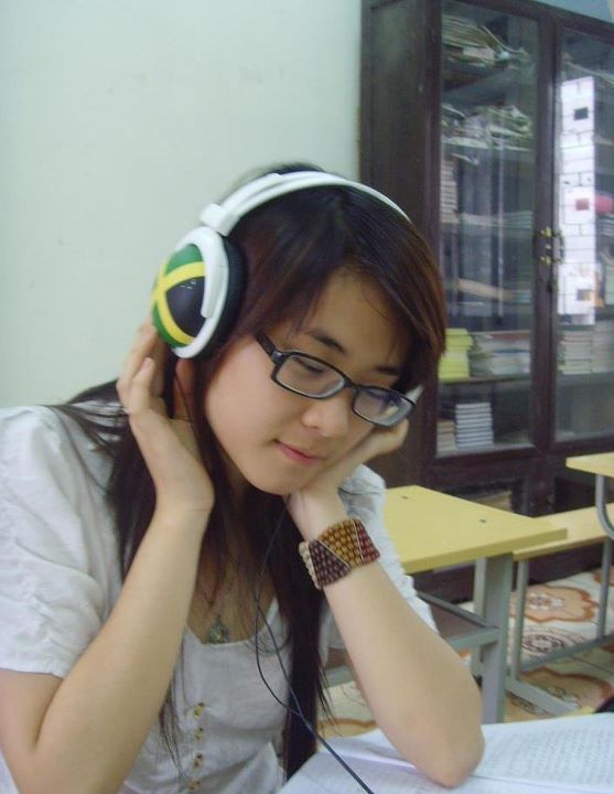 丫頭我進(jìn)去了忍不了了視頻