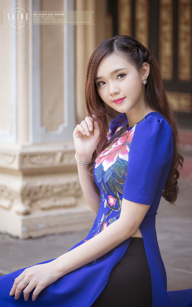 少婦把腿扒開讓我添69式mv