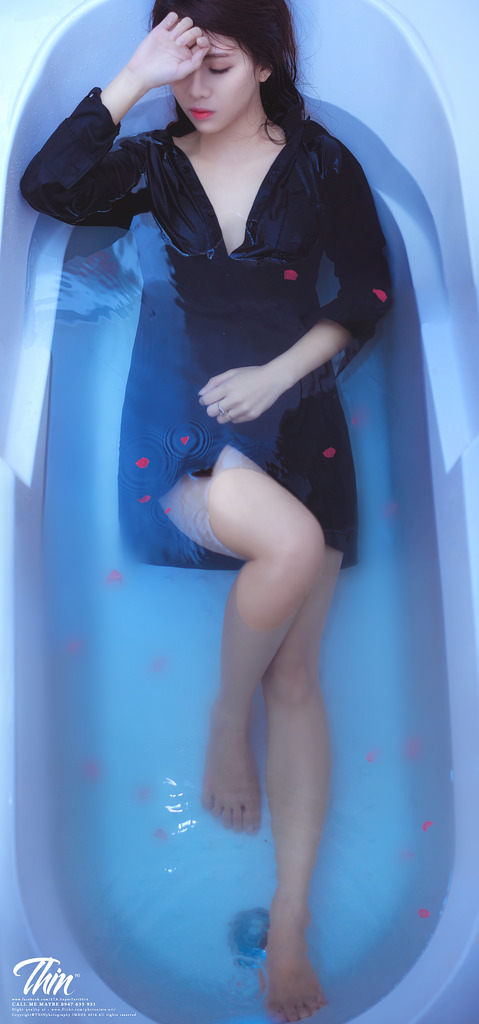 婢女撅著大聲叫h